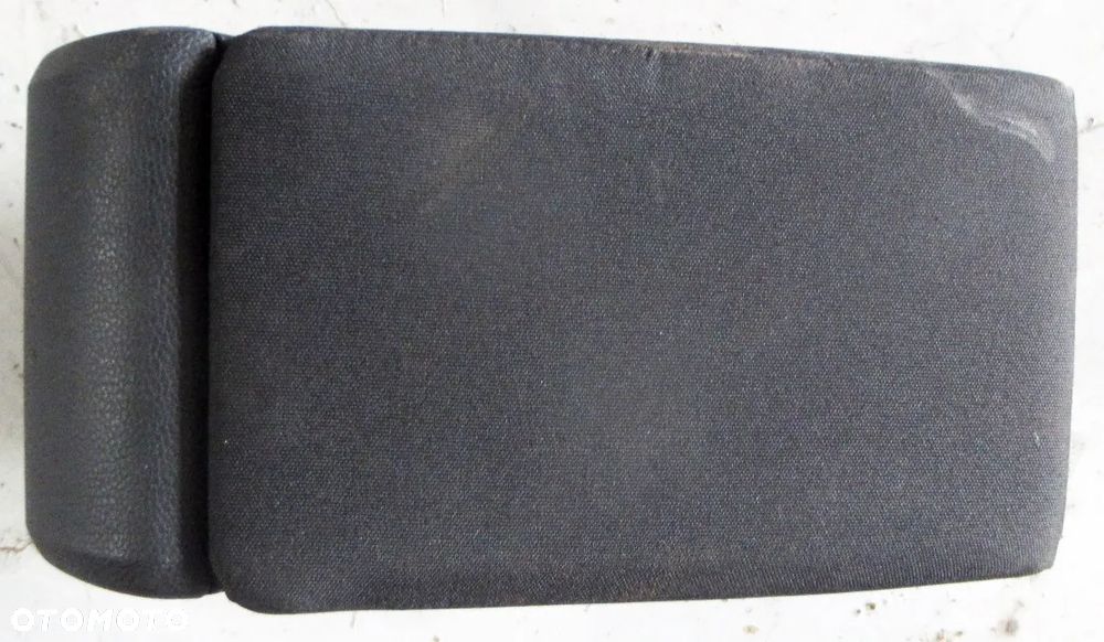 SEAT ARONA FR PODŁOKIETNIK TUNELU ŚRODKOWEGO 6F0864207H - 1