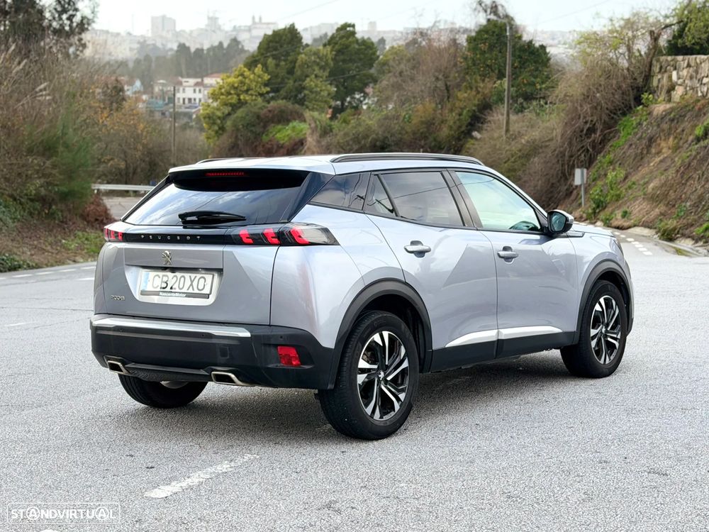 Peugeot 2008 1.2 PureTech Allure EAT8 - 14