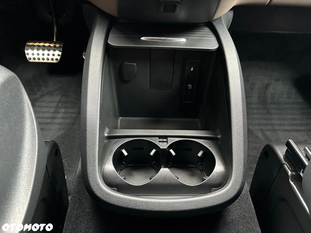 Mercedes-Benz Klasa V 300 d 4-Matic 9G-Tronic Avantgarde (d³ugi) - 16