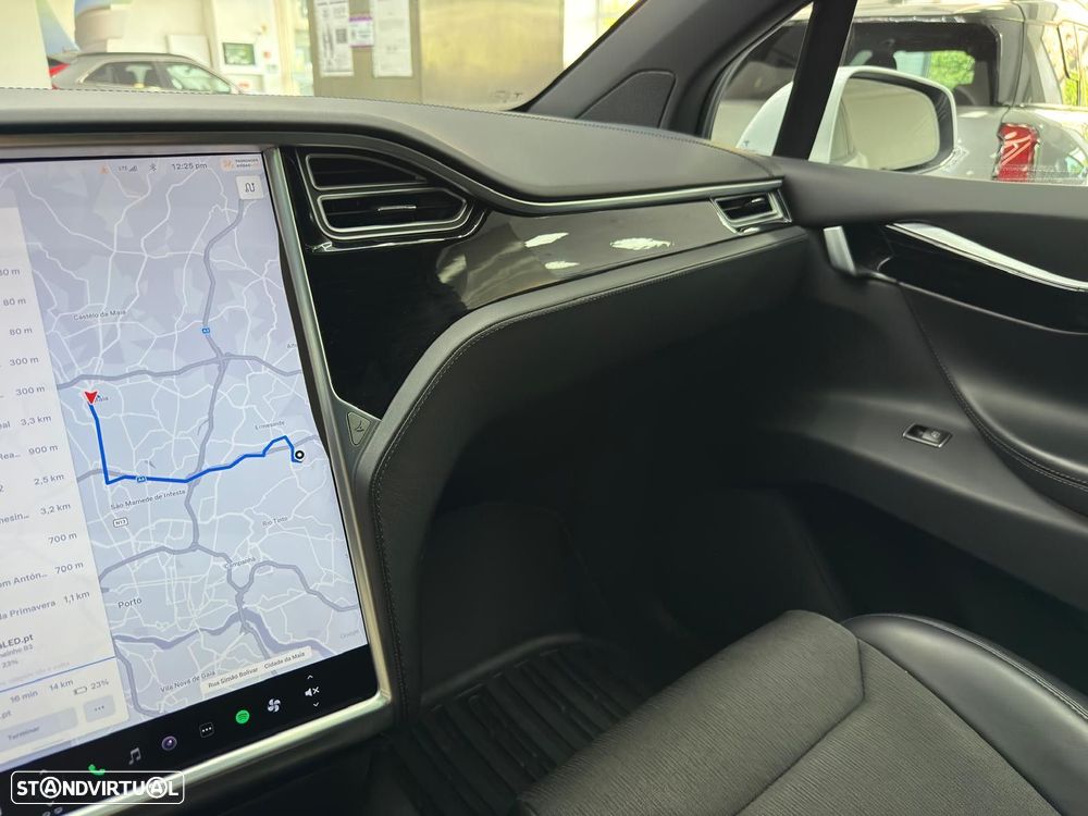 Tesla Model X - 53