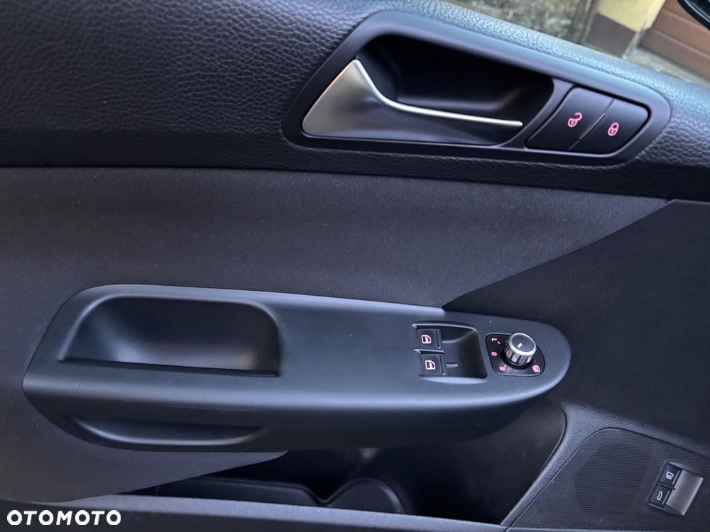Volkswagen Passat 2.0 TDI Comfortline DSG - 16