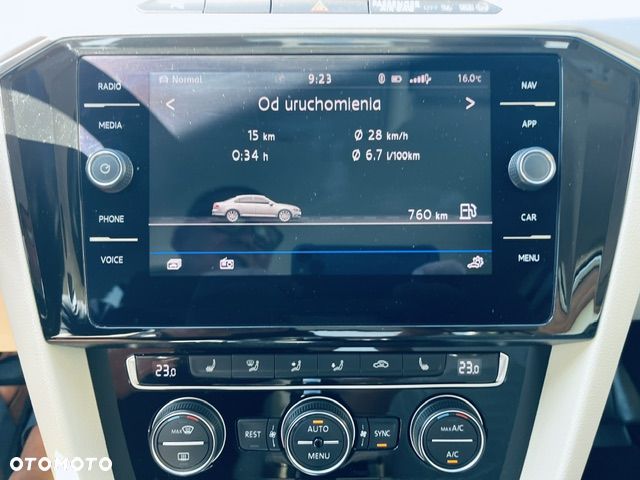Volkswagen Passat - 15
