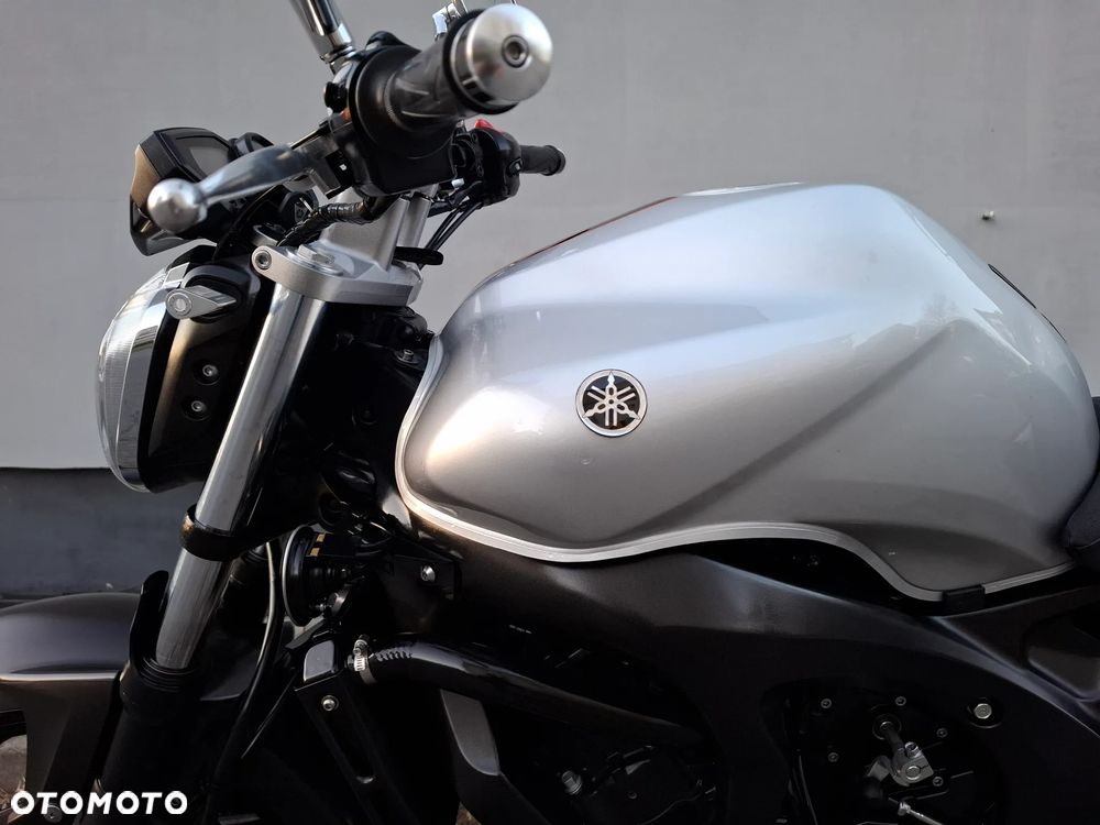 Yamaha FZ6 - 26