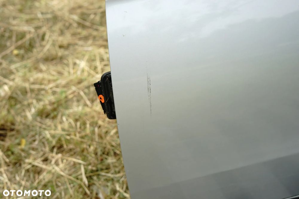 Drzwi przód przednie prawe VW Passat B7 Sedan LA7W - 3