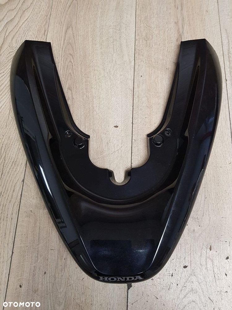 Osłona owiewka tył Honda PCX 125  84155-KWN-900ZD - 2