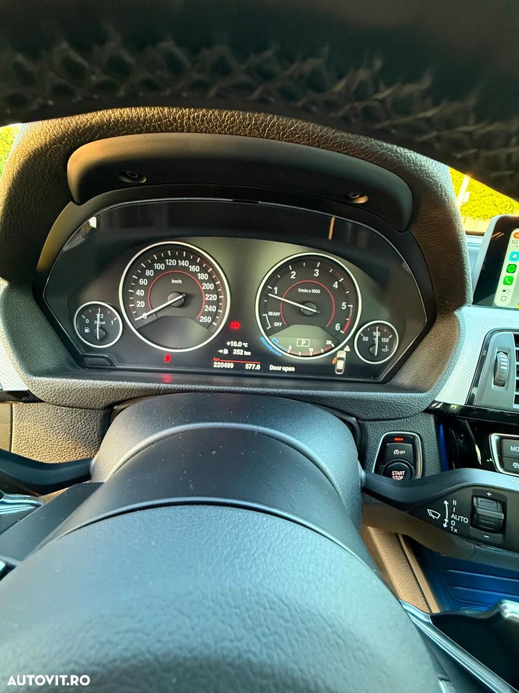 BMW Seria 3 320d Aut. M Sport - 11