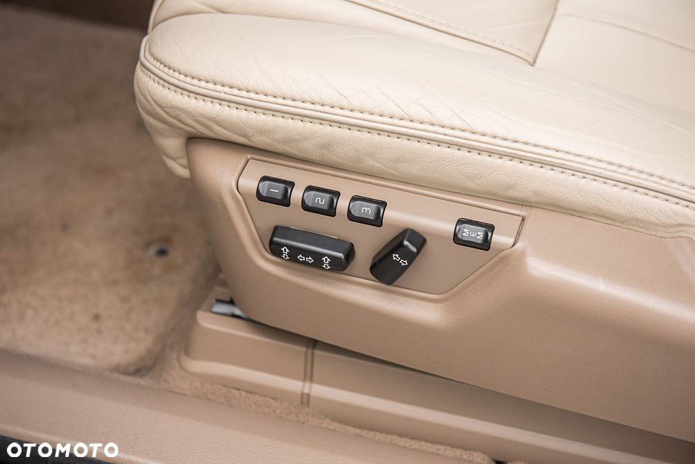 Volvo XC 90 D5 AWD Executive - 17