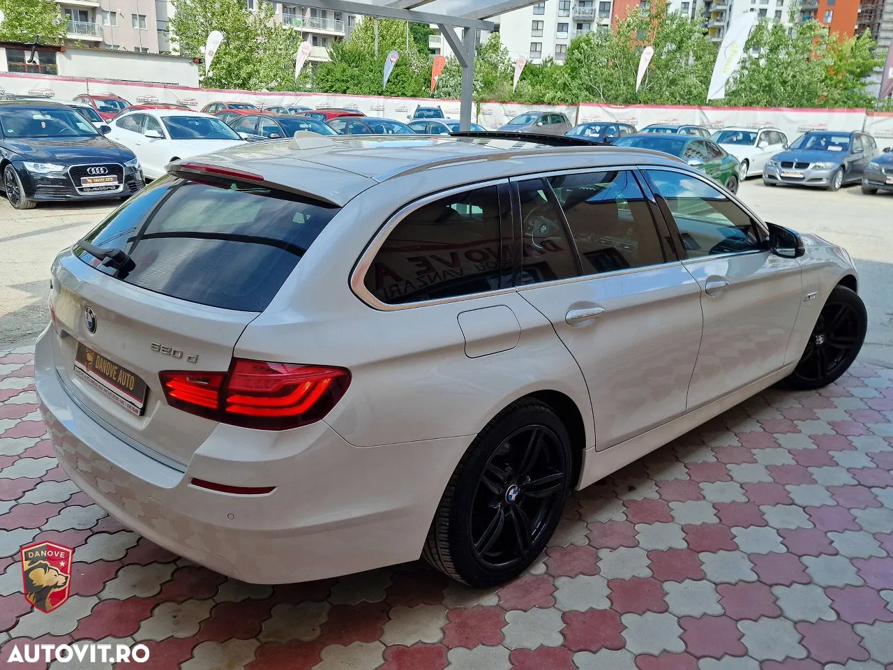 BMW Seria 3 320d Touring Aut. Efficient Dynamics Edition Blue Perf. Luxury Line - 13