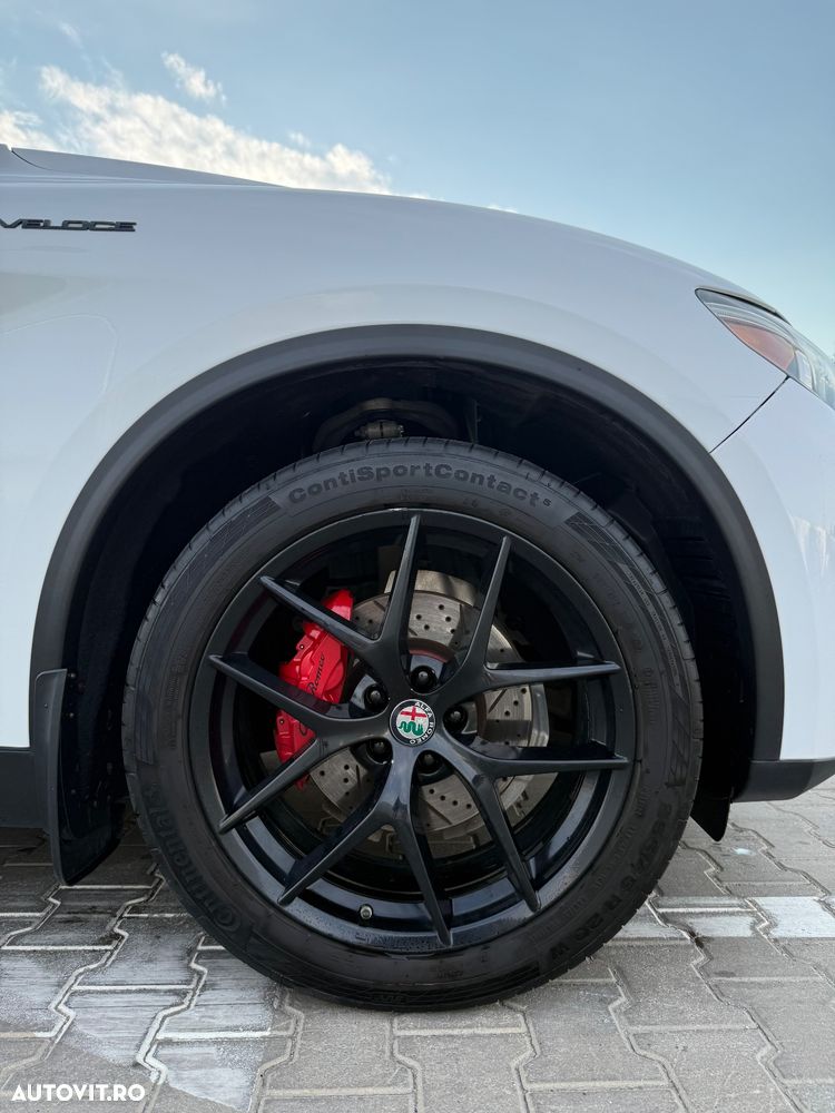Alfa Romeo Stelvio 2.0 Turbo AWD AT8 Veloce - 8