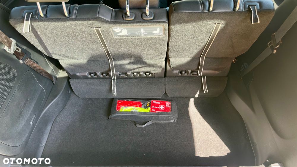 Chrysler Pacifica - 9