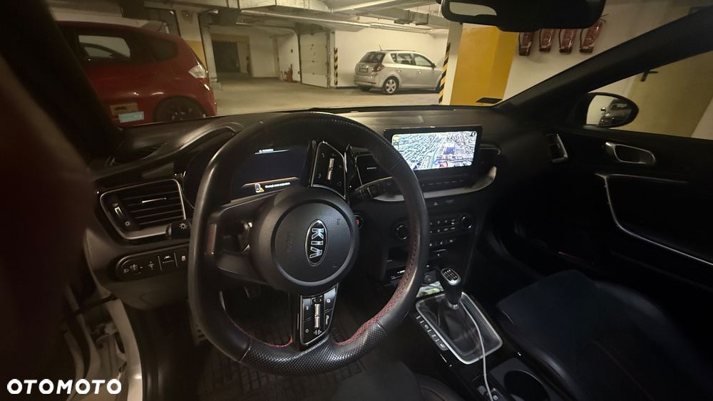 Kia Ceed - 9