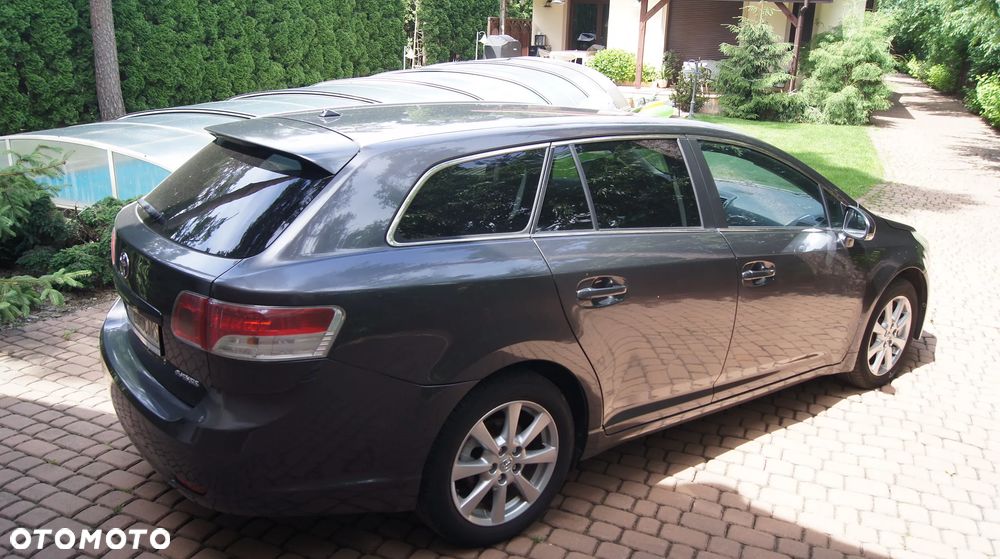 Toyota Avensis - 7