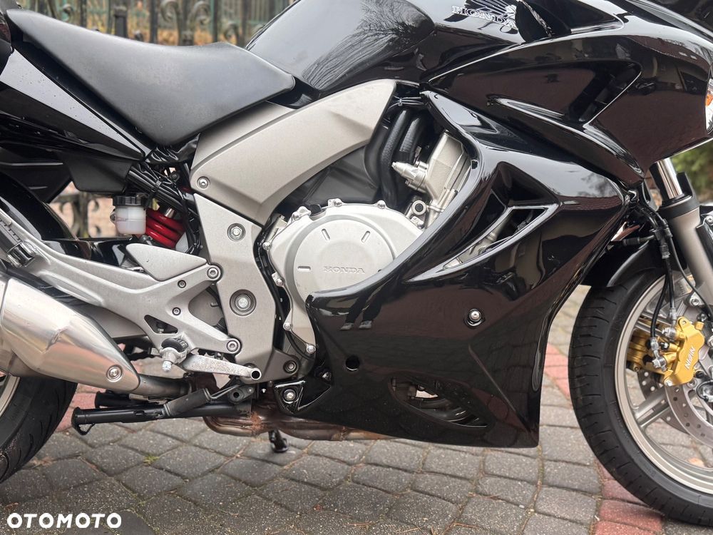 Honda CBF - 14