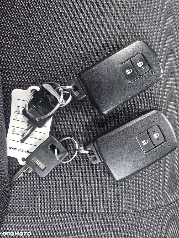 Toyota Auris - 38