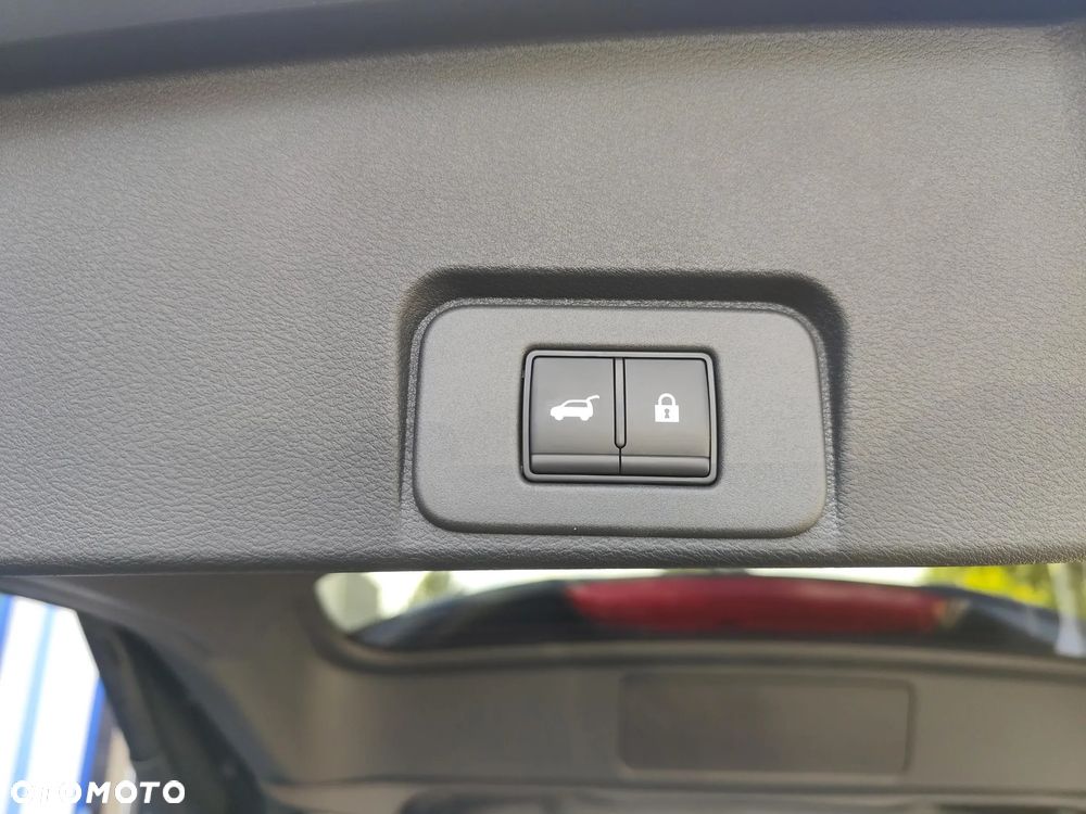 Nissan X-Trail 1.5 VC-T mHEV N-Connecta 2WD Xtronic - 33