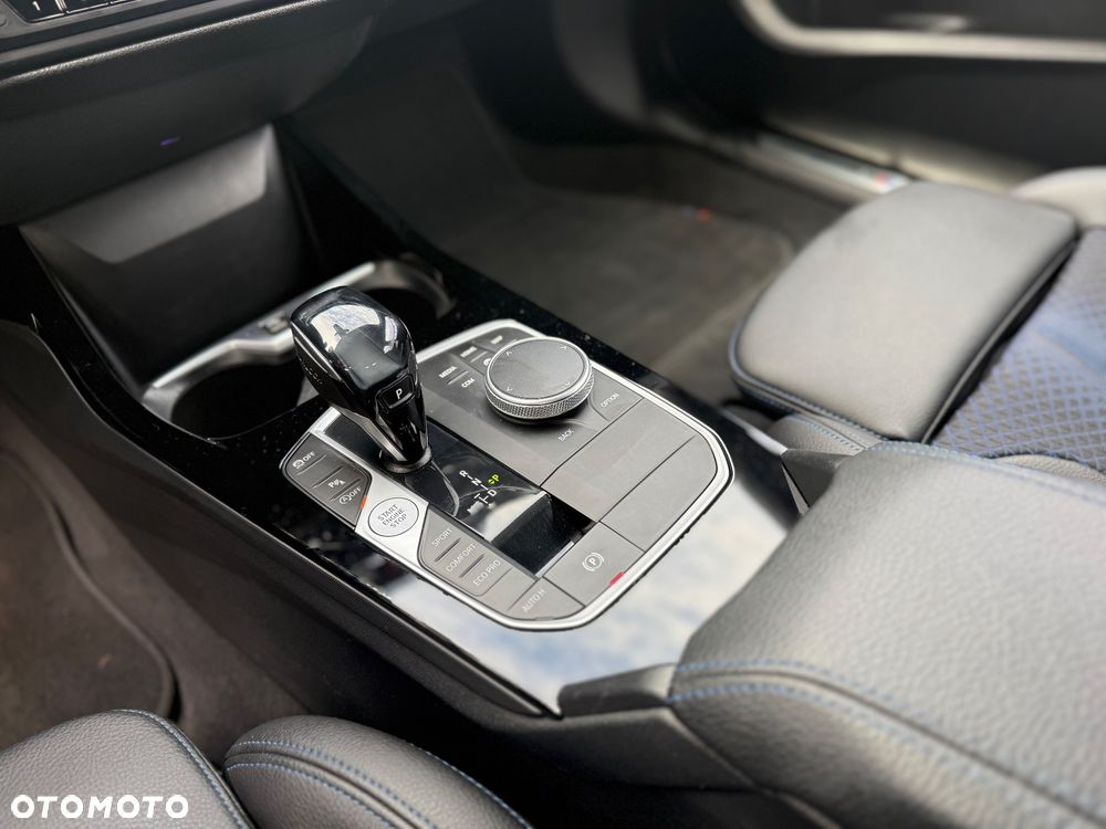BMW Seria 1 118i M Sport Shadow - 10