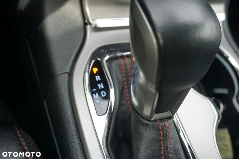 Jeep Grand Cherokee - 26