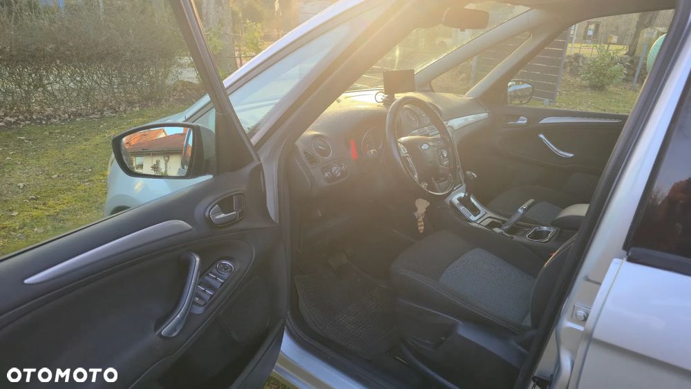 Ford Galaxy 2.0 TDCi Titanium - 13