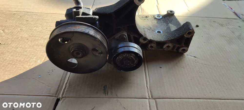 POMPA WSPOMAGANIA TACUMA REZZO 1.6 1.8 - 2