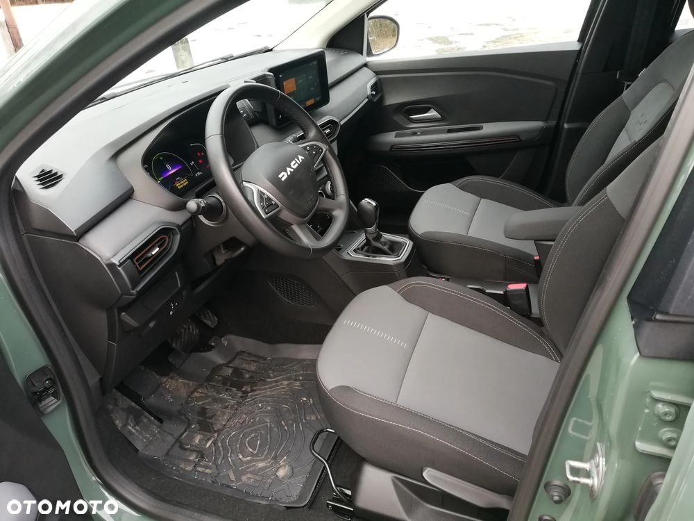 Dacia Jogger 1.6 Full Hybrid 140 Extreme MMT - 16