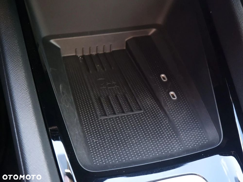 Skoda Octavia 1.5 TSI mHEV Selection DSG - 39