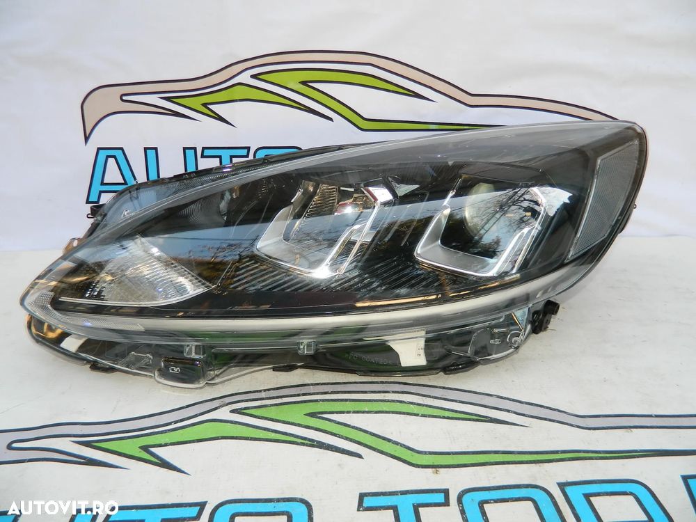 Far stanga Led Ford Kuga 3 model 2020-2022 cod LV4B-13W030-AK - 2