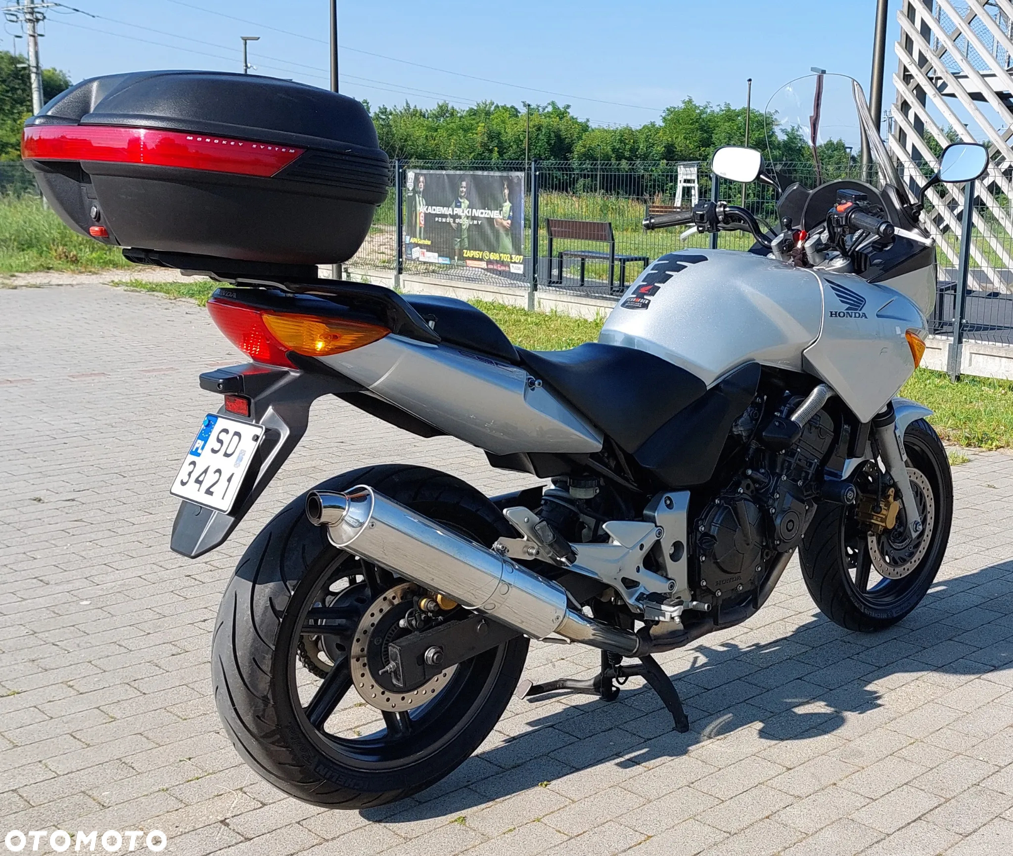 Honda CBF - 12