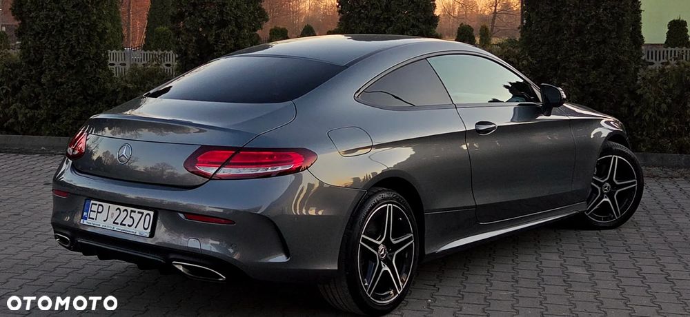 Mercedes-Benz Klasa C 180 AMG Line - 3