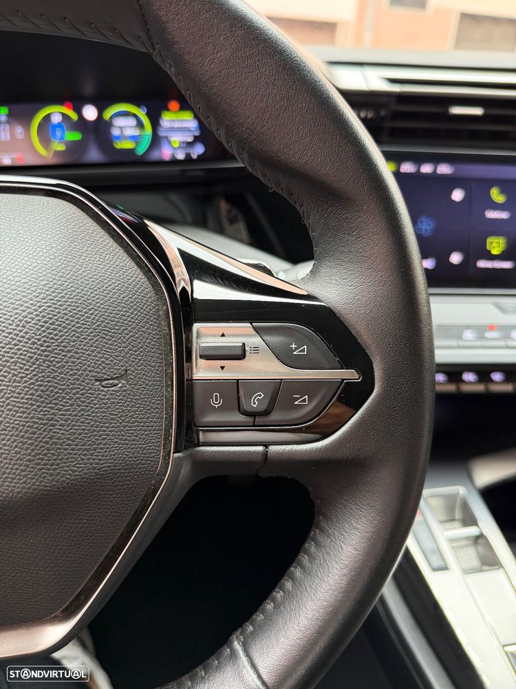 Peugeot 308 Plug-In Hybrid 180 e-EAT8 GT - 30