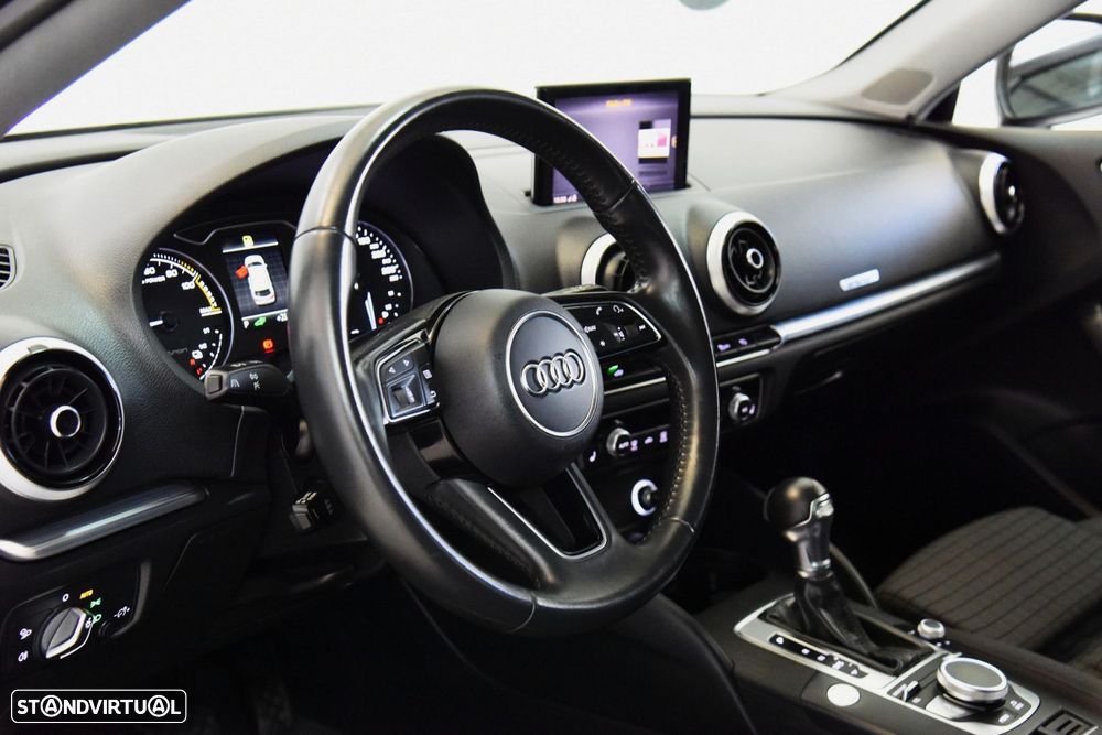 Audi A3 Sportback - 18