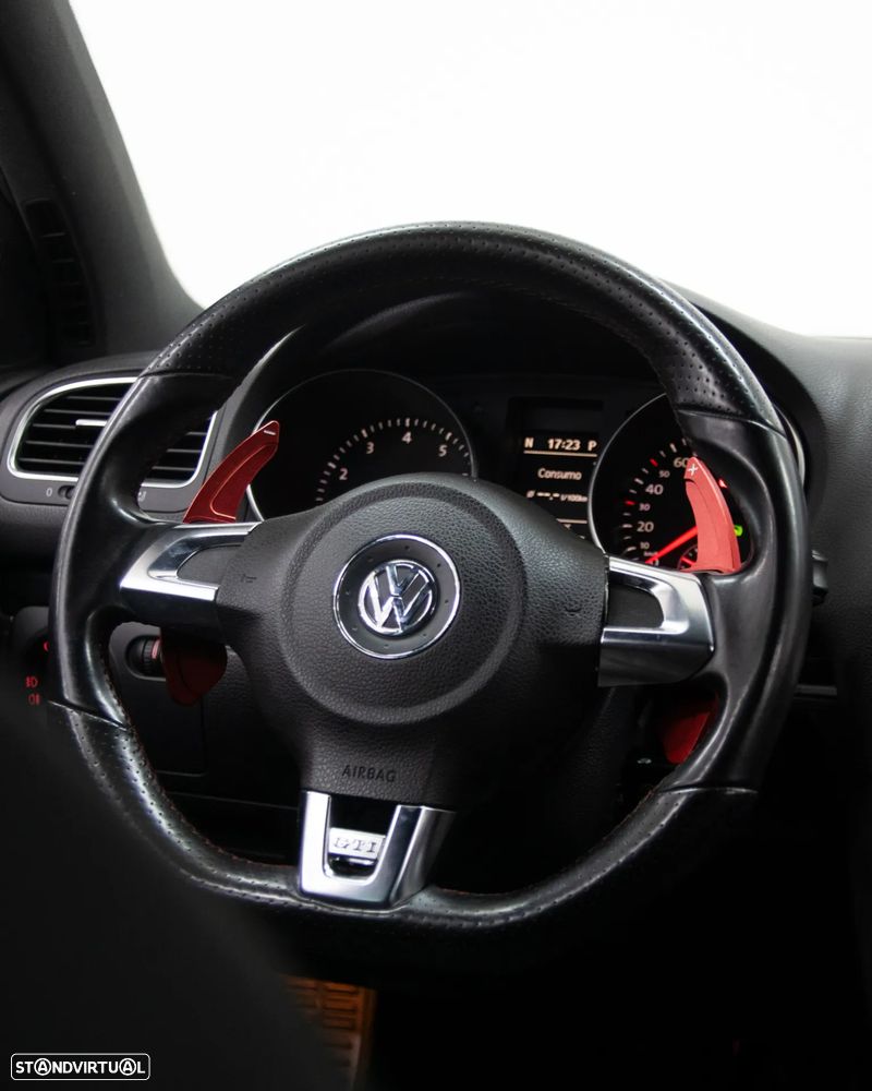 VW Golf 2.0 TSi GTI DSG - 48