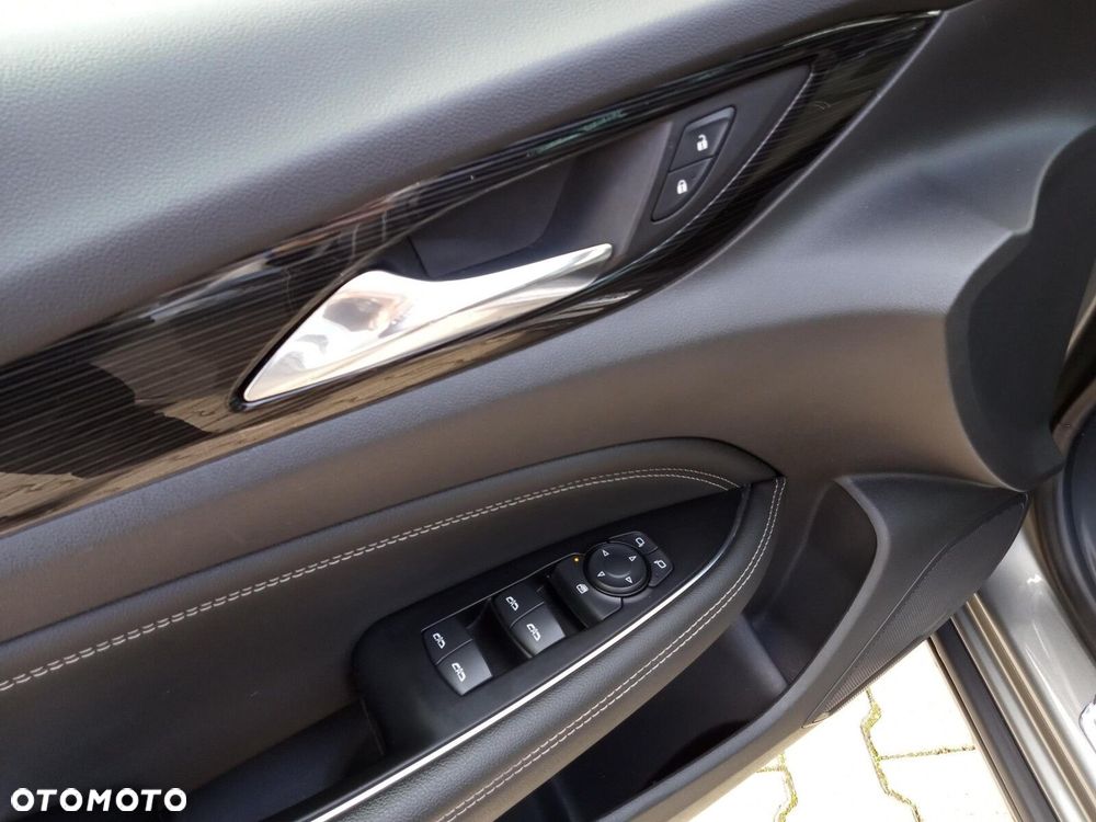 Opel Insignia 2.0 CDTI Innovation S&S - 13