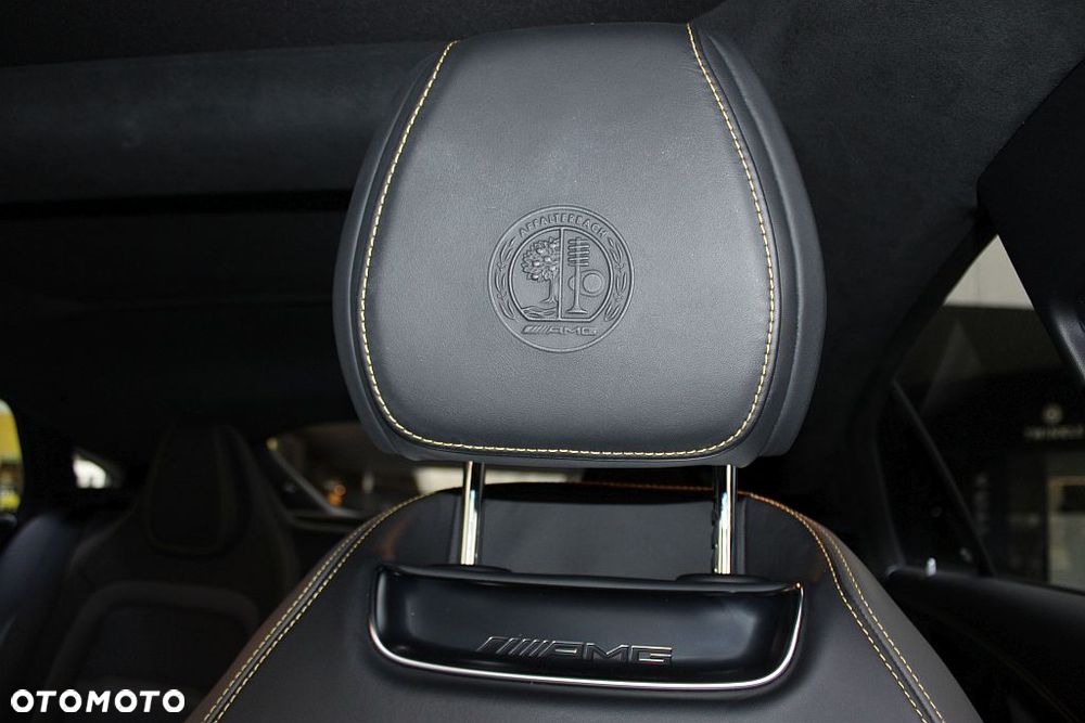 Mercedes-Benz AMG GT - 15