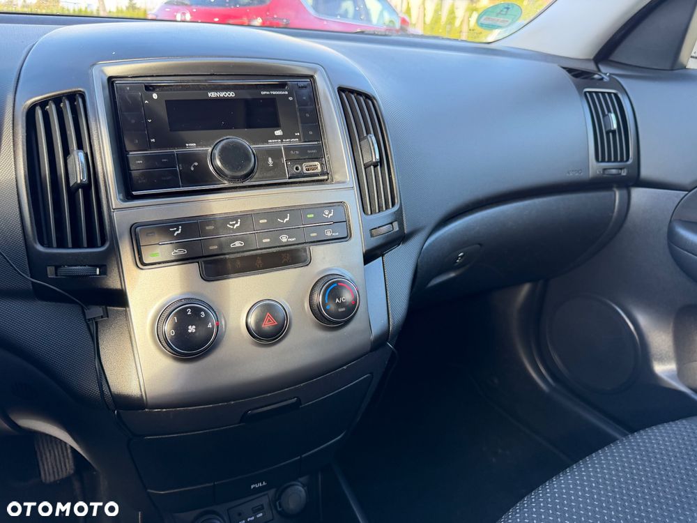 Hyundai i30 1.4 BlueDrive Comfort - 16