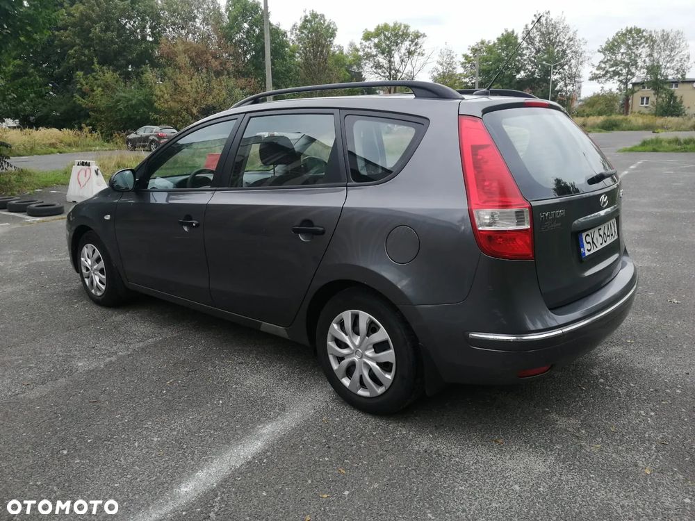 Hyundai i30 1.6 Classic + - 3