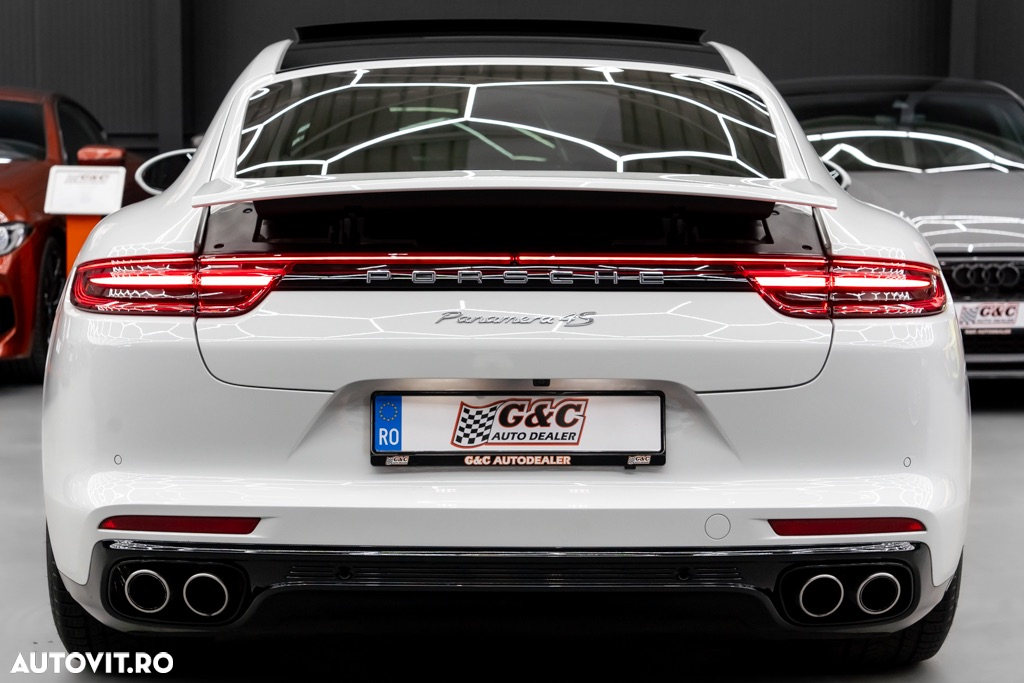 Porsche Panamera 4S Diesel - 26