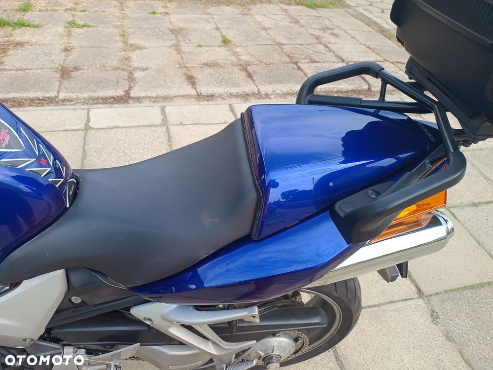 Honda VFR - 11