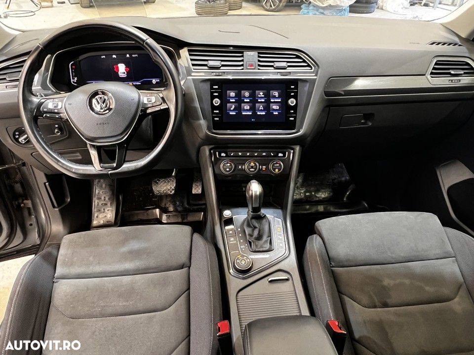 Volkswagen Tiguan - 5