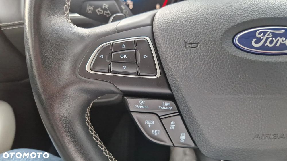 Ford Kuga 1.5 EcoBoost 4x4 Vignale - 26