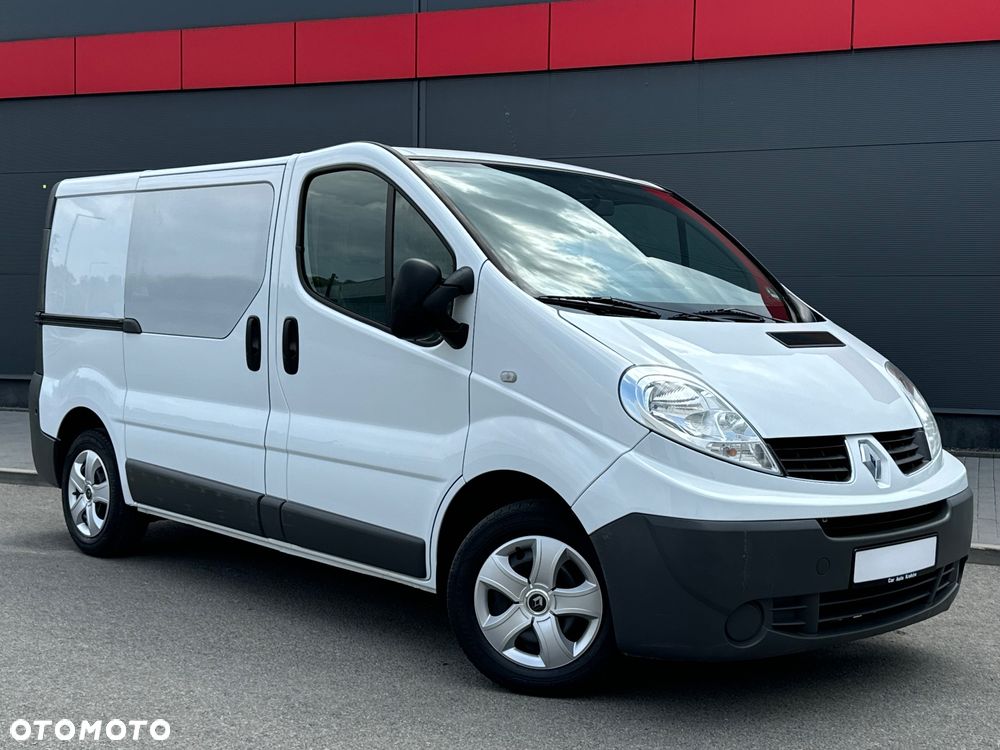 Renault Trafic - 2
