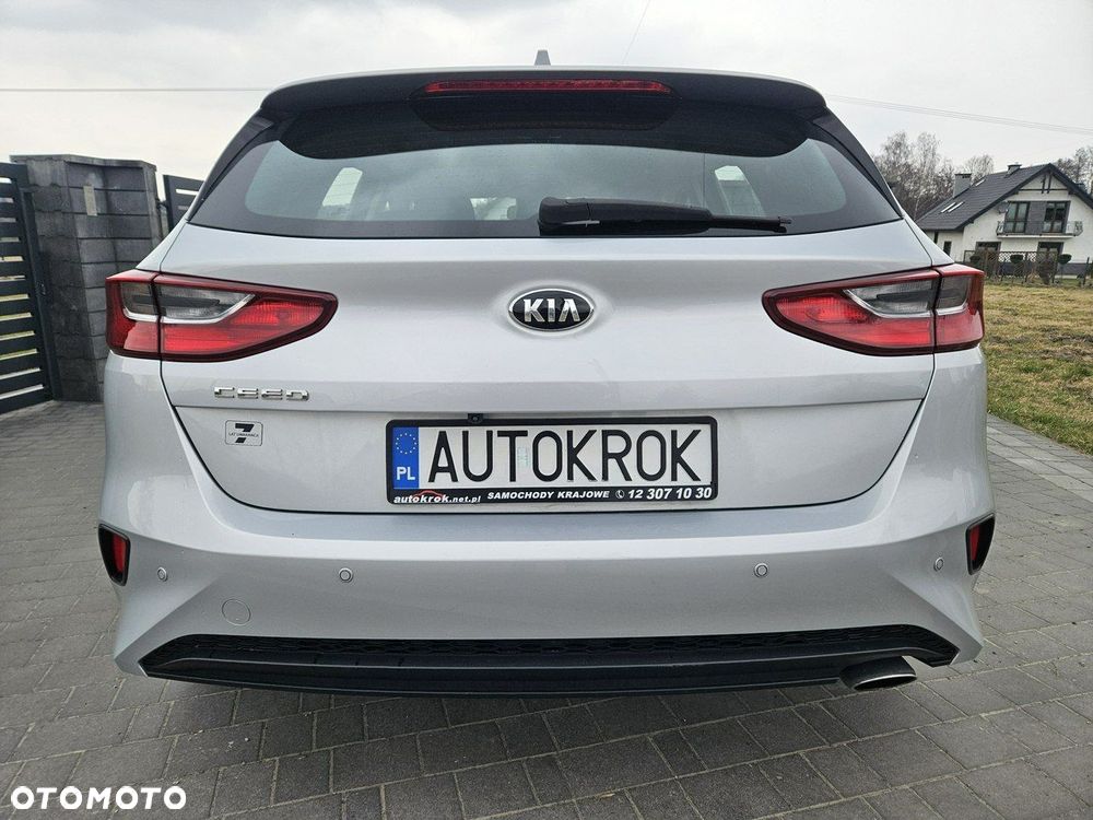 Kia Ceed - 6