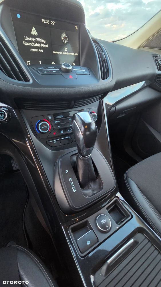Ford Kuga - 21