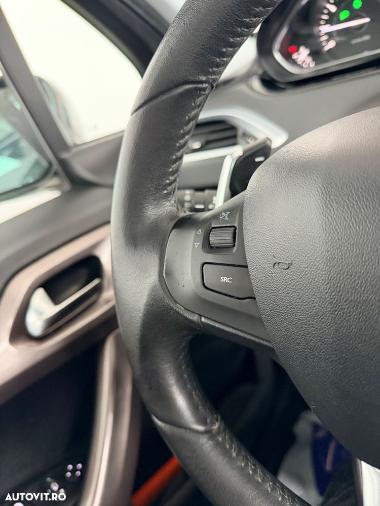 Peugeot 2008 1.2 e-VTi STT ETG Active - 30