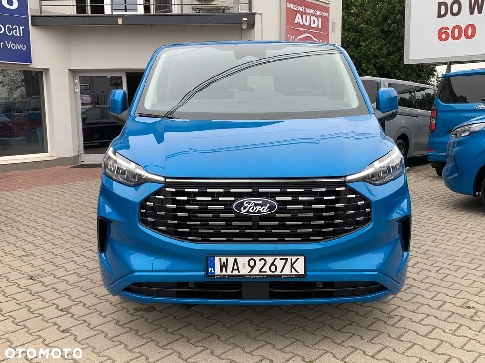 Ford Tourneo Custom 320 L2H1 VA Autm TitaniumX - 2