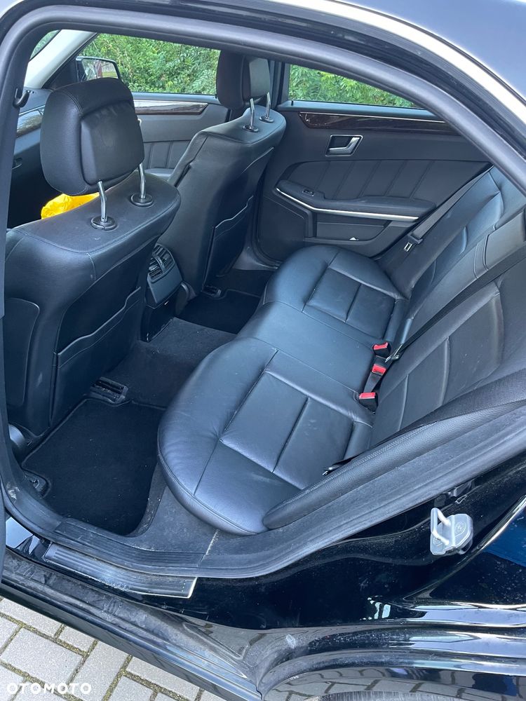 Mercedes-Benz Klasa E 250 BlueTEC 4-Matic Elegance - 6