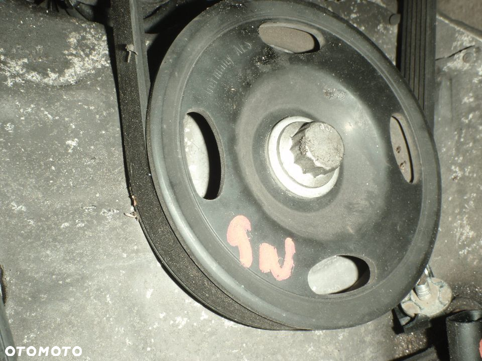 koło pasowe śruba wału 1.2 12v 64km bme Vw polo IV 4 9n ibiza fabia  wszystkie części do nich - 2
