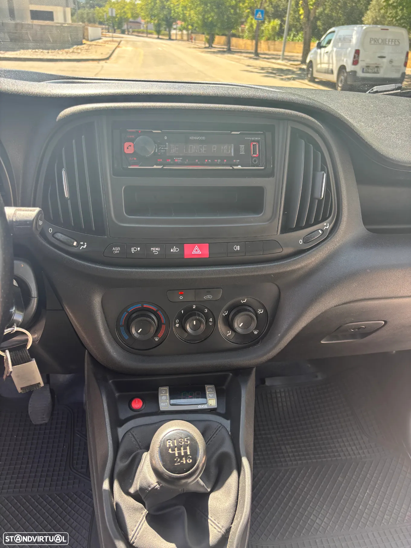 Fiat Doblo XL c/Frio Teto Elevado IVA - 12