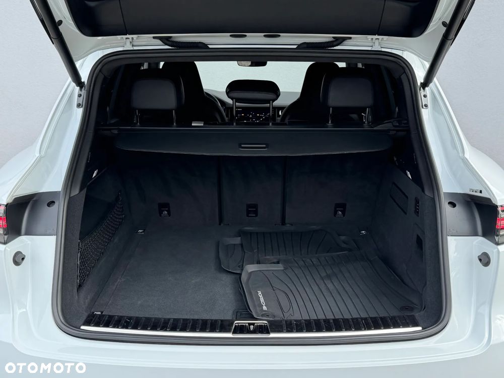 Porsche Cayenne - 8