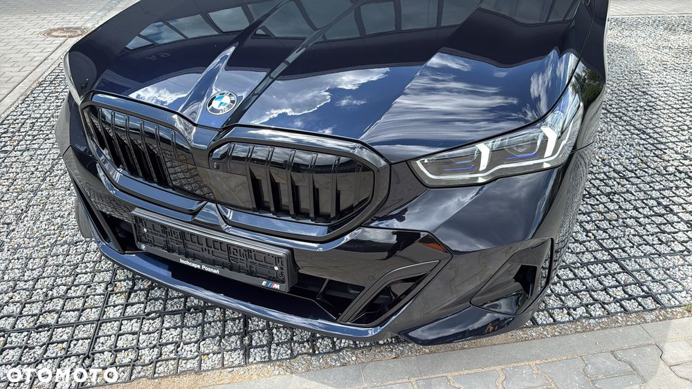 BMW Seria 5 520d xDrive - 6
