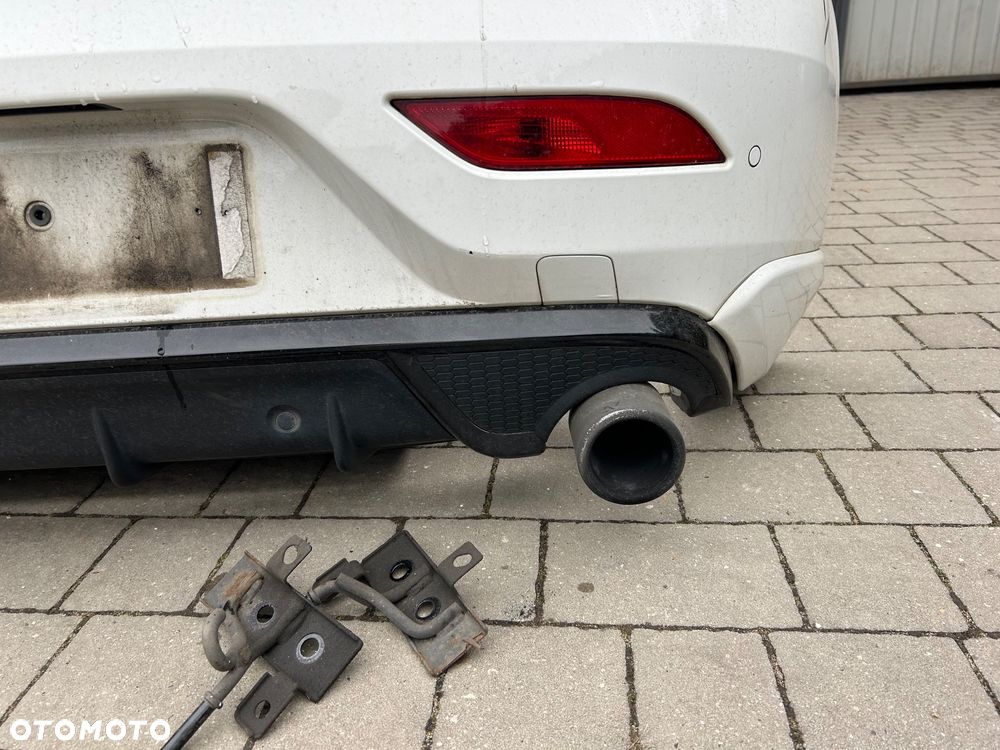 Volvo v-40 II R-Design zderzak tył tylny wydech układ wydechowy komplet 2012- - 4